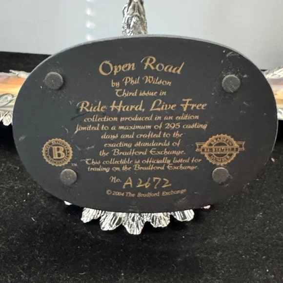 🔥Open Road" Motorcycle Eagle sculpture, Ride Hard Live Free collection - Picture 8 of 10